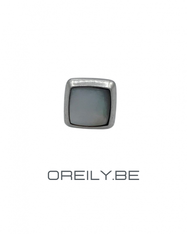 Oreily.be Square Seashell Earrings