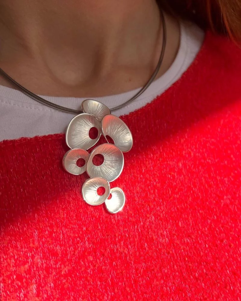 Oreily.be Silver Cascade