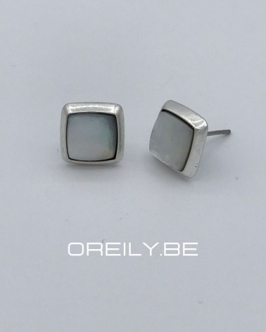 Oreily.be Square Seashell Earrings